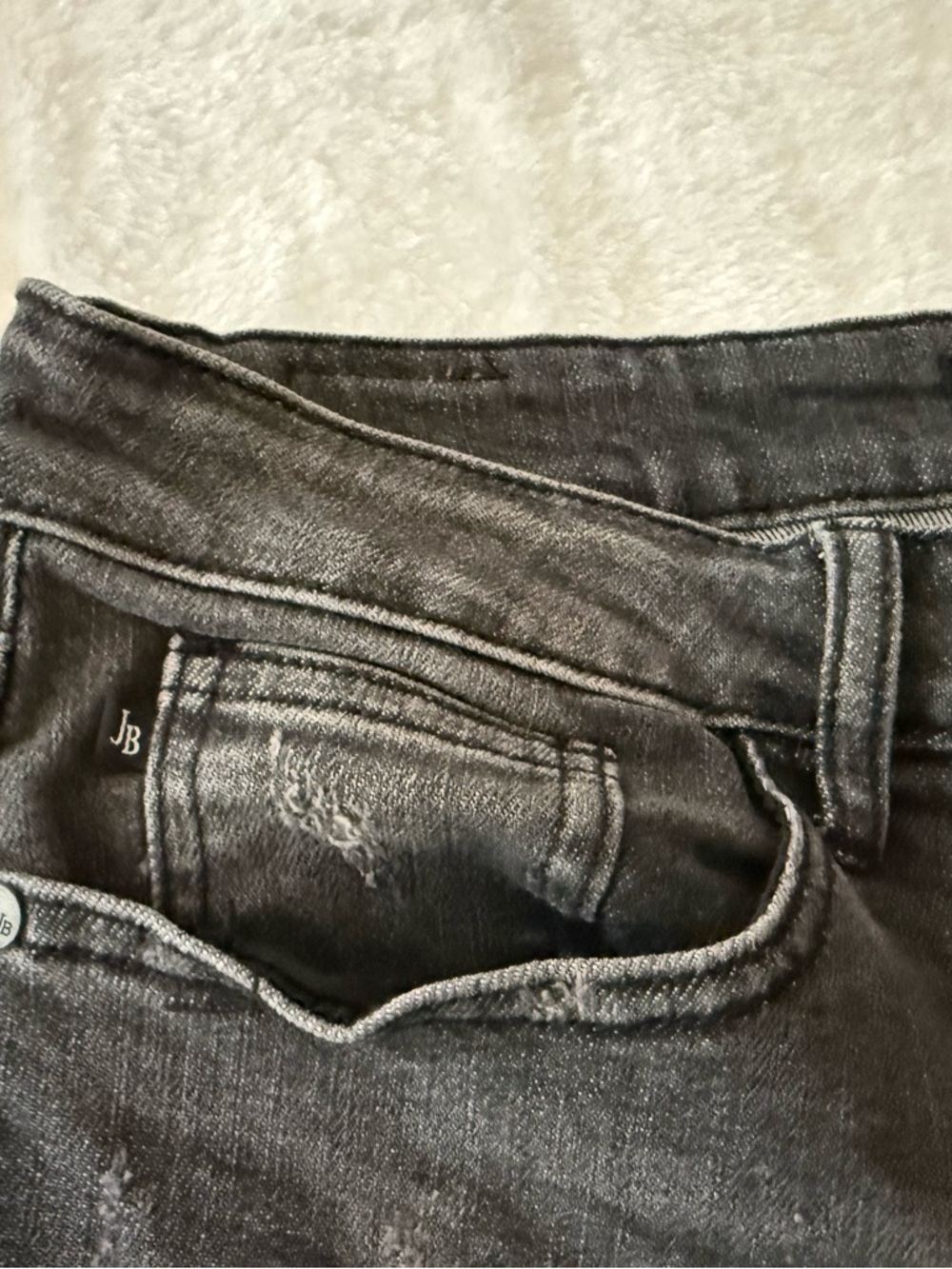 Judy Blue Skinny Fit Grey Stretch Distressed Capris 11/30 size 11 - Picture 5 of 9